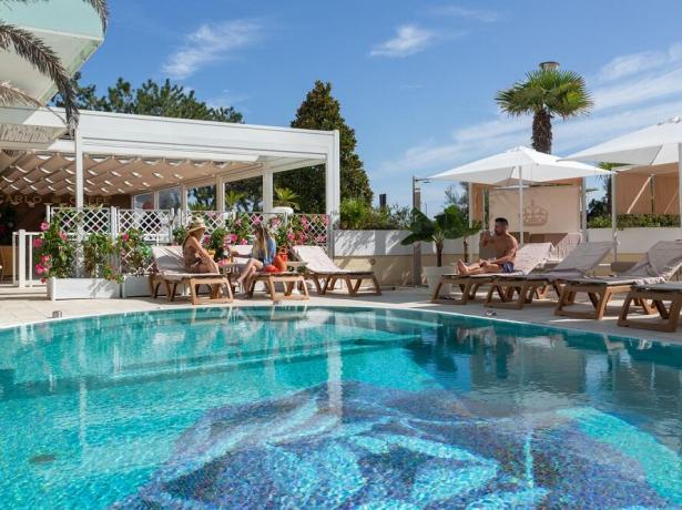 hotel-montecarlo en discounts-for-may-in-bibione 013