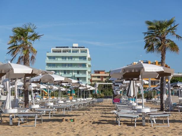 hotel-montecarlo en holidays-in-september-in-bibione-at-4-star-beach-hotel 014