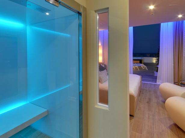 hotel-montecarlo it black-friday-per-vacanze-a-bibione-in-hotel-sul-mare 017