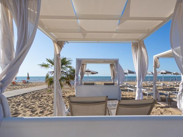 hotel-montecarlo it offerte-coppie-mezza-pensione-a-bibione-spa-spiaggia-e-vasca-idromassaggio 015