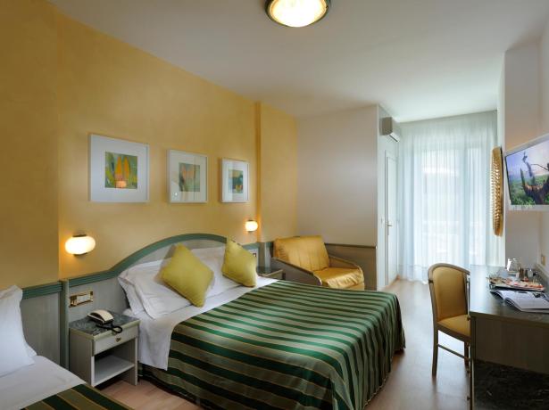 hotel-montecarlo en discount-for-your-june-holiday-in-bibione-in-hotel 016
