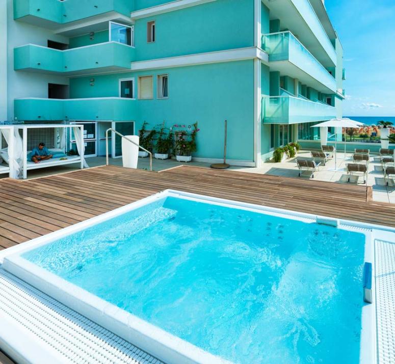 hotel-montecarlo en hotel-bibione-with-pool 017